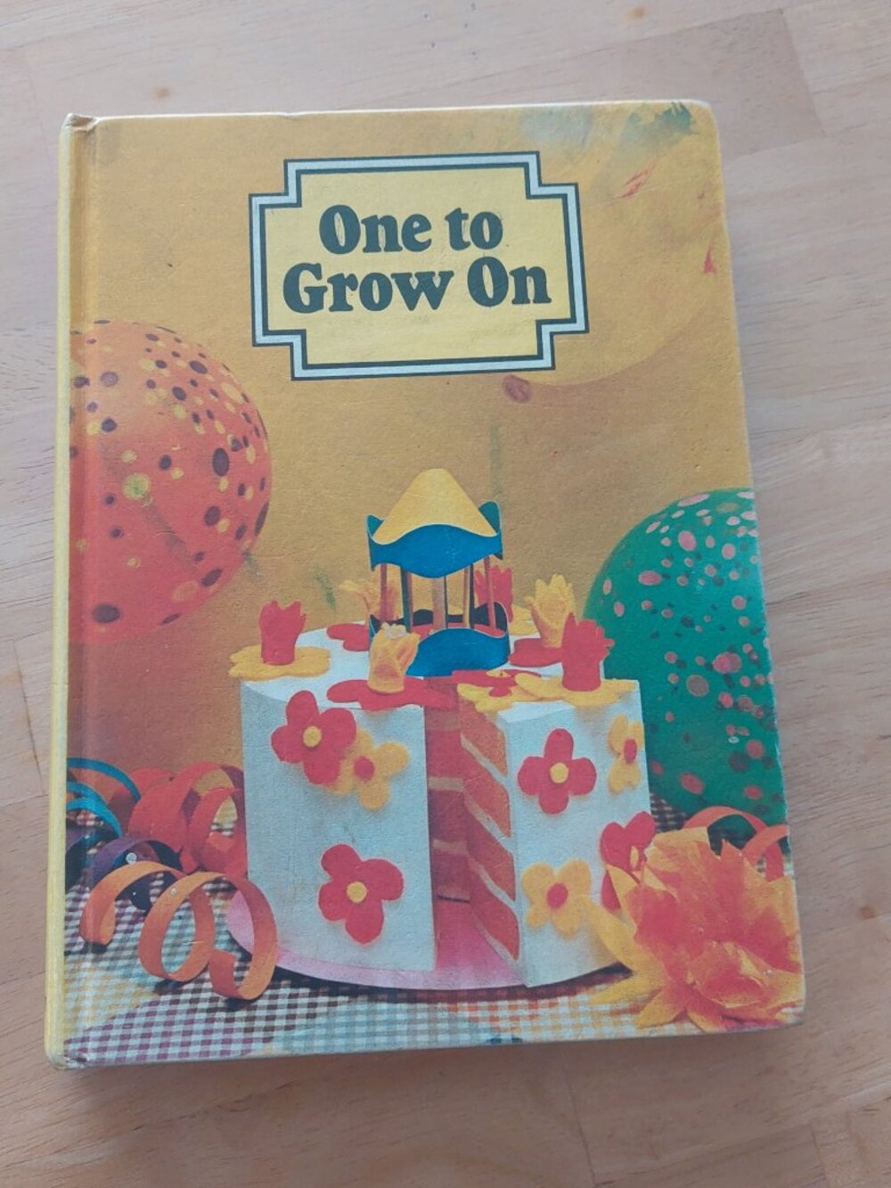 Vintage 1977 Children's Reading Textbook- "One to Grown On"- Level 6